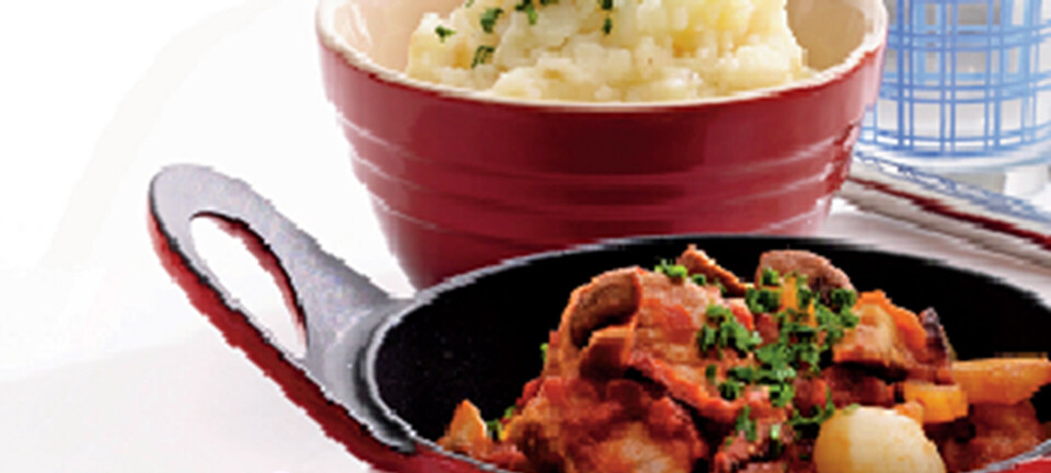 Mørbradgryde med champignon og perleløg