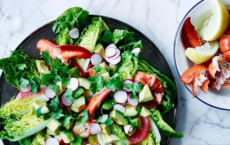 Salat med hummer og avocado