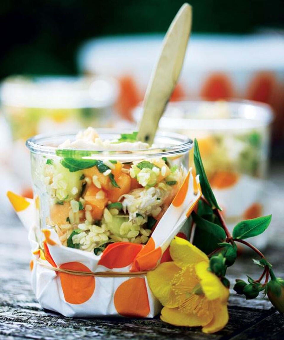 Bulgur med melon, krydderurter og kylling