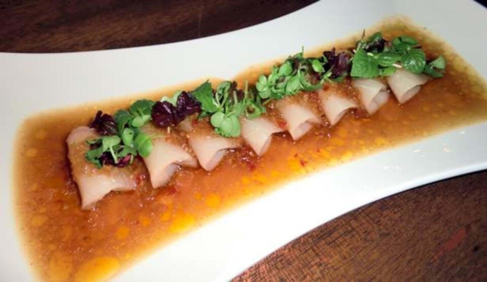 Hamachi sashimi