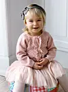 Rosa pigejakke med flæser