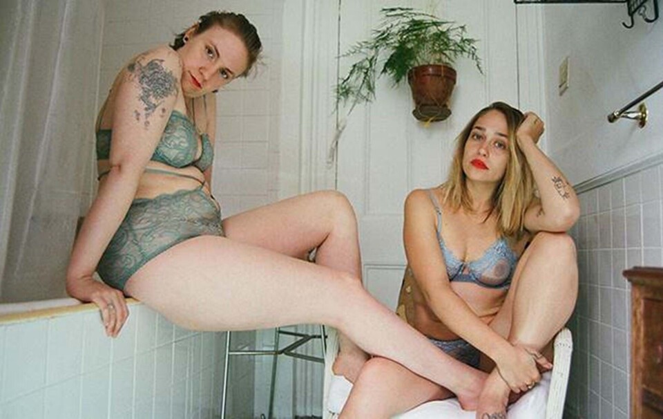 Lena Dunham i undertøjsreklame