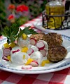 Frikadeller med kartoffelsalat
