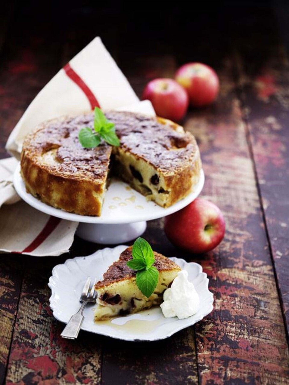 Bagt æblekage