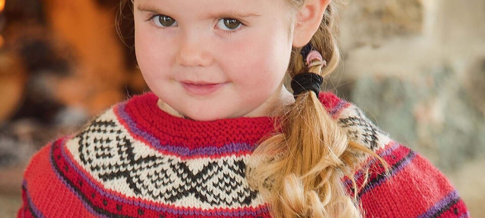 Strik: Fin julekjole til lillepigen