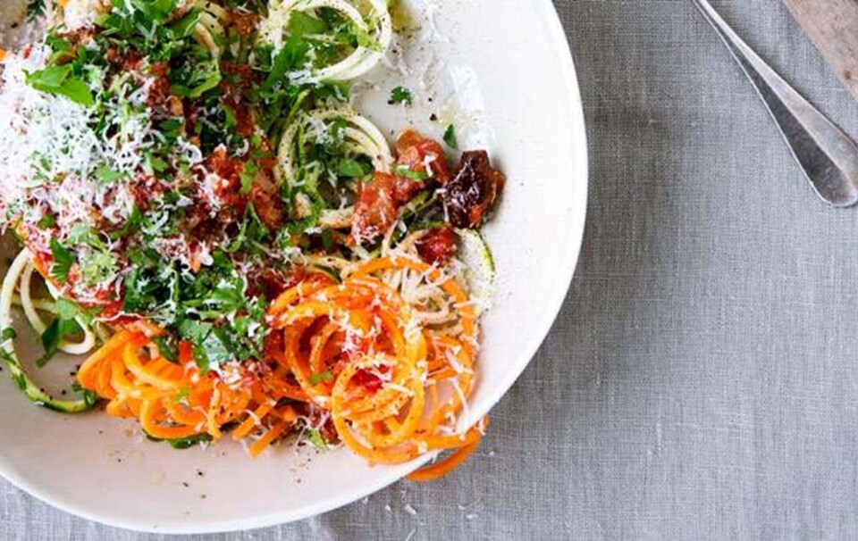 Grøntsagsspaghetti puttanesca
