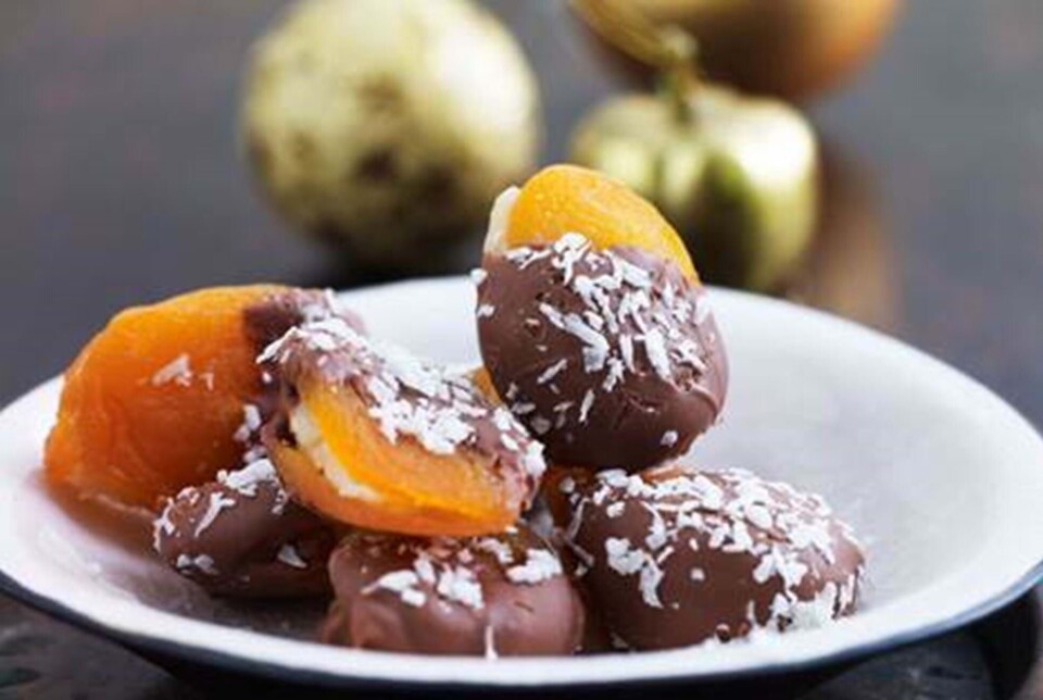 Abrikoser med appelsinmarcipan