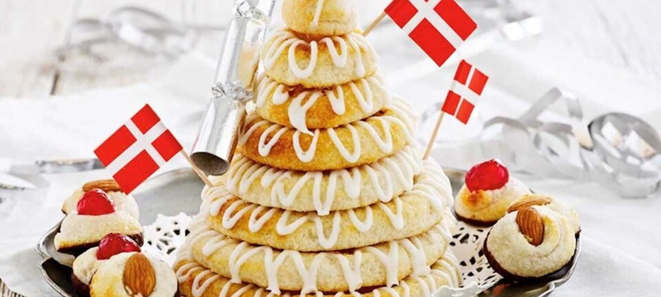 Sådan laver du den bedste kransekage til nytårsaften