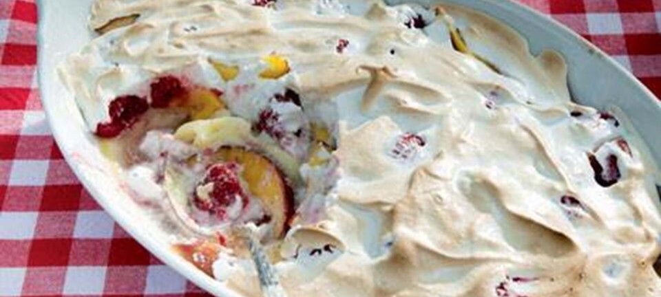 Fersken melba med marengslåg