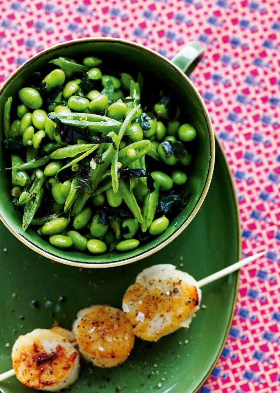 Edamame-salat med kammuslinger