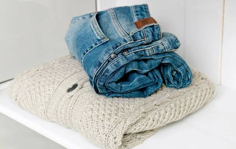 Bliv basiscool i jeans, silke og luksusstrik