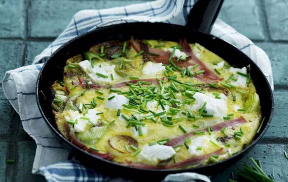 Opskrift på omelet med gedeost og porre