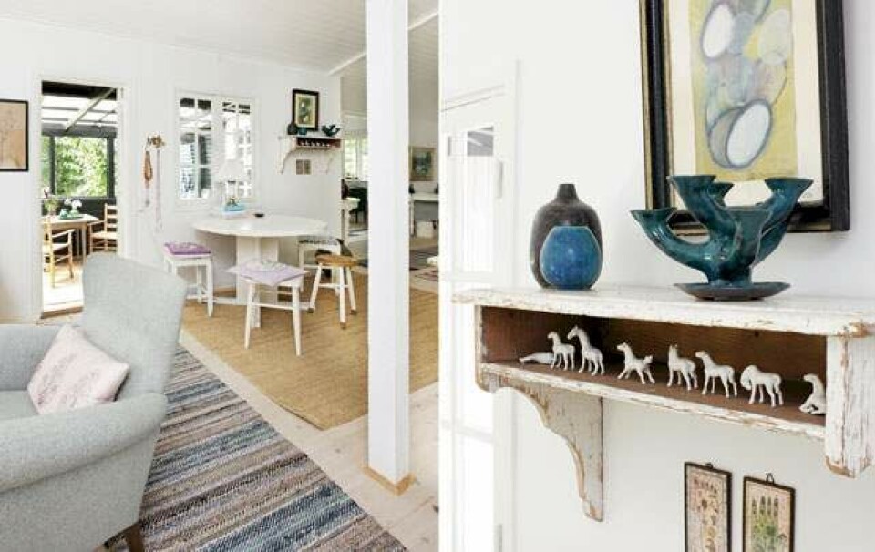 Bolig: Romantisk sommerhus i sort træ