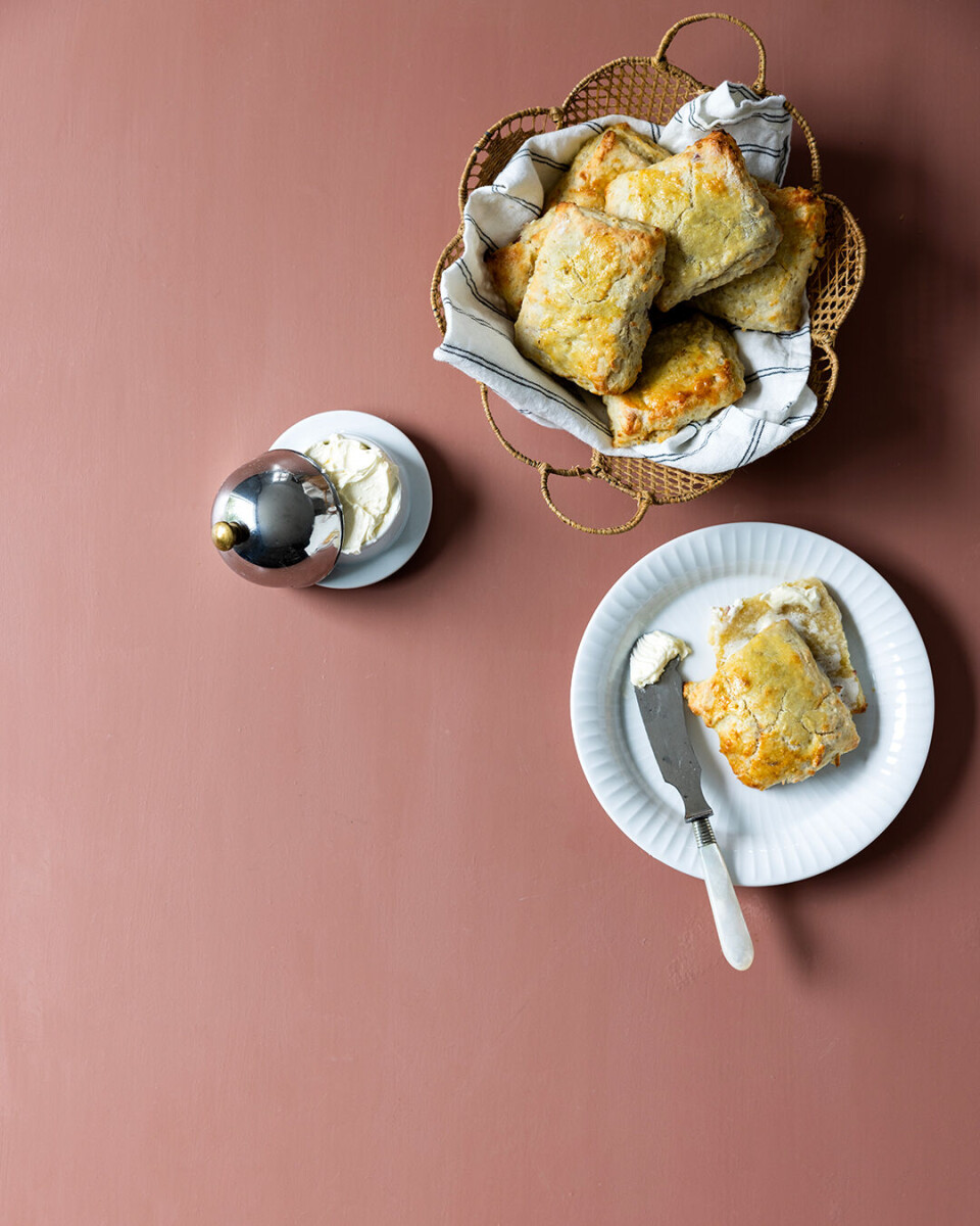 Lækre æblescones med kanel og kardemomme