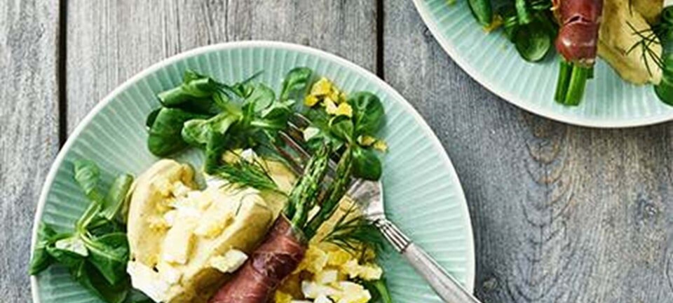 Kartoffelsalat med asparges i skinke