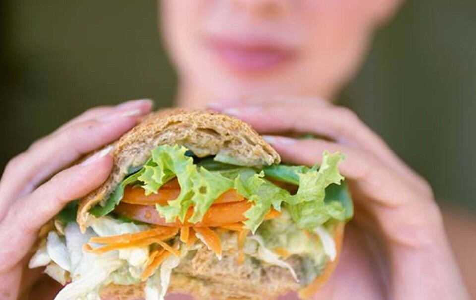 Gør din frokost dig tyk? Sådan undgår du skjulte kalorier og usunde fristelser