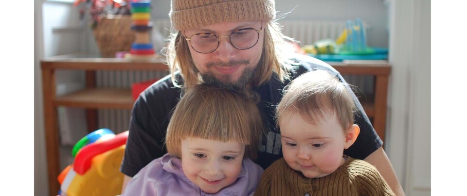 Nikolaj Harmon med Oda og Berta