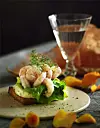 Citronbrød med rejer og creme