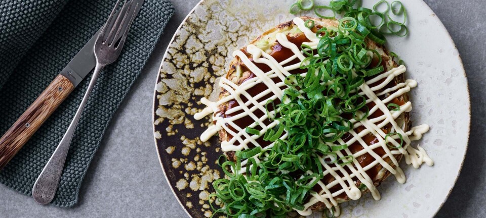 Nem opskrift på okonomiyaki med hvidkål