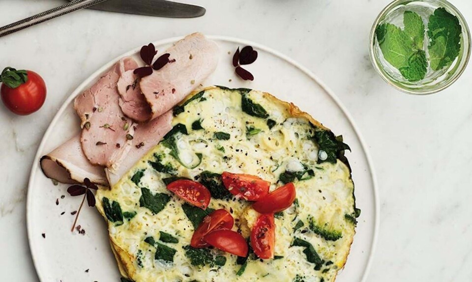 Slankende morgenmad: Omelet med spinat & skinke