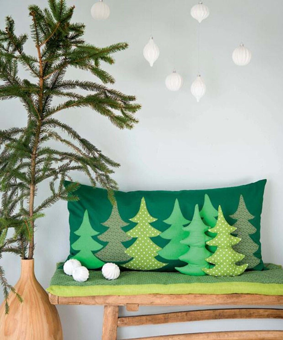 Sy en skøn pude med juletræer og fine pyntepuder i juletræsform