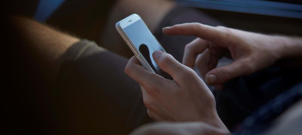 Min kærestes affærer spøger, men er jeg for naiv?