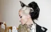 Læs om Daphne Guinness: “Det skræmmer mig at være social”