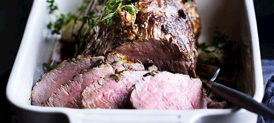 Kalvemørbrad med sennep, timian og hvidløg