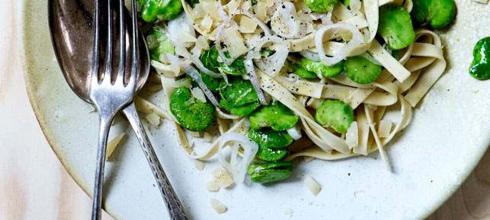 Pasta med hestebønner og hvidløg