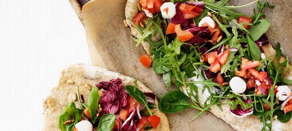 Pizza med raw topping