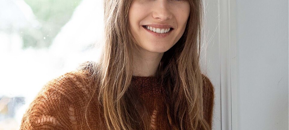 Strik selv: Smuk sweater med bĂžlgehulmĂžnster