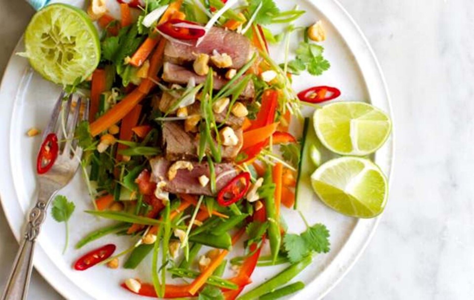 Asiatisk salat med oksekød