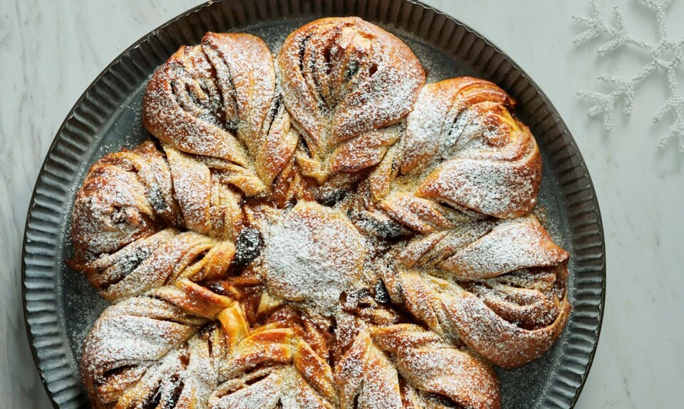 Julestjerne med æble- og sveskemos