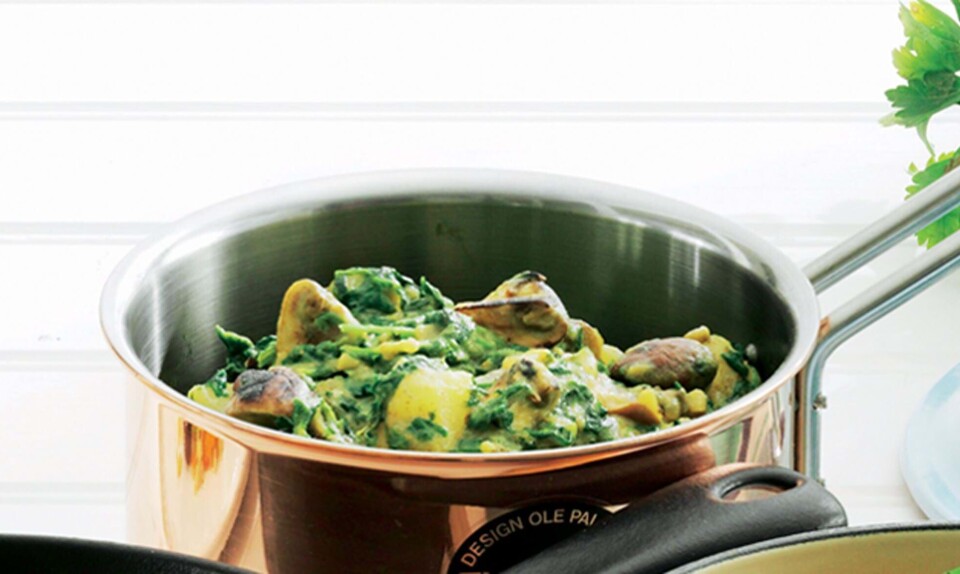 Champignon-, spinat- og kartoffelkarry