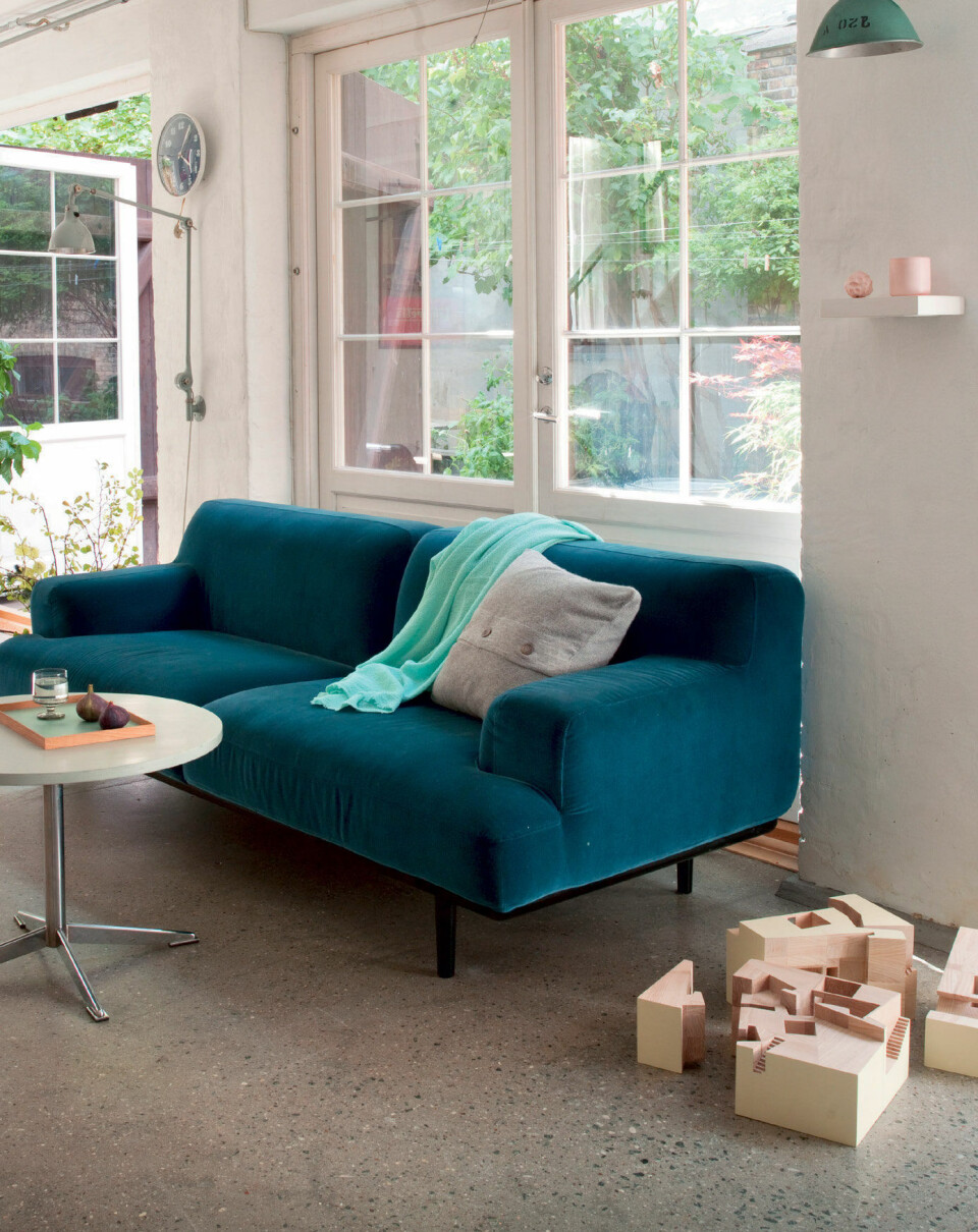 Sofa.jpg