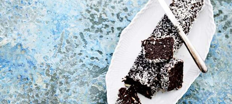 Snack: Abrikoser rørt med choko og nødder