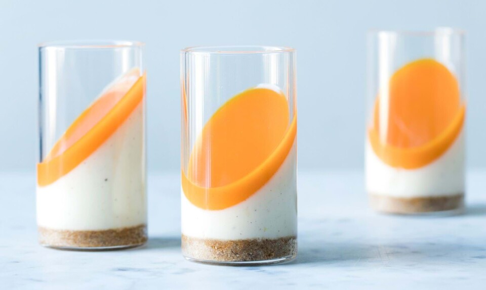 Emil Obels pannacotta med kærnemælk og havtorn