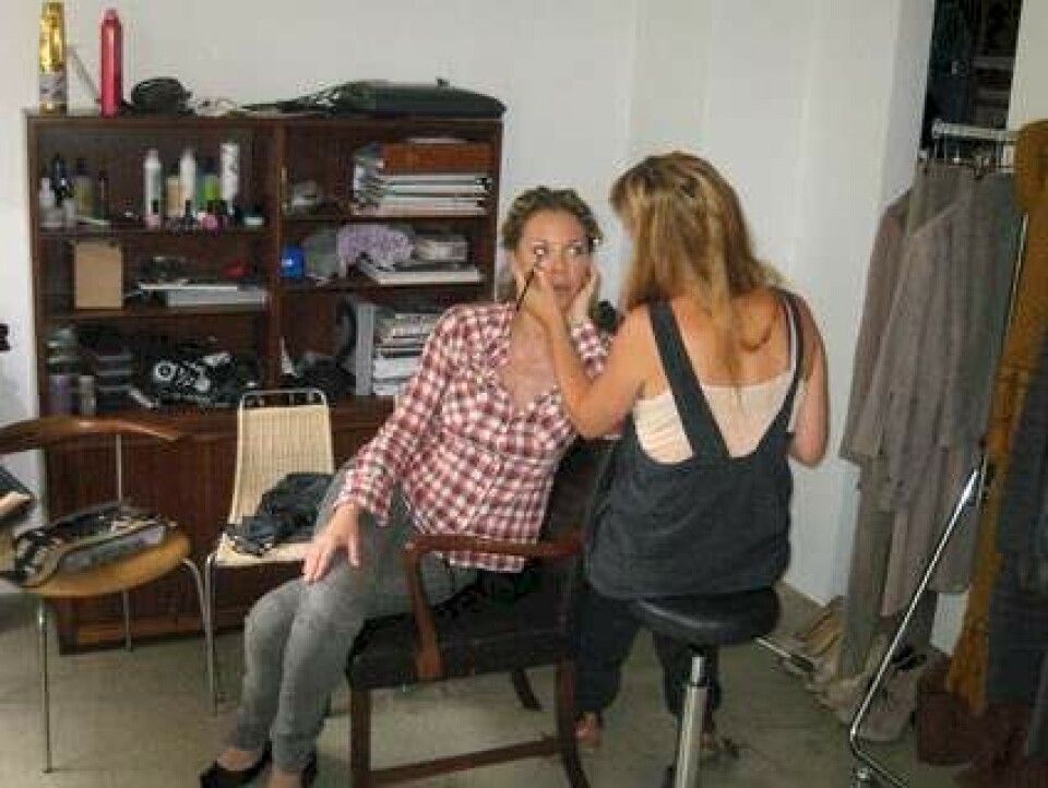Backstage med Connie Nielsen