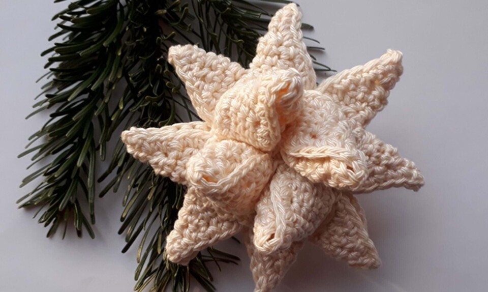 Hæklet flettet julestjerne