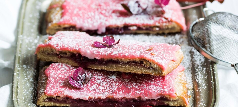 Hindbærsnitter med ølandshvedemel