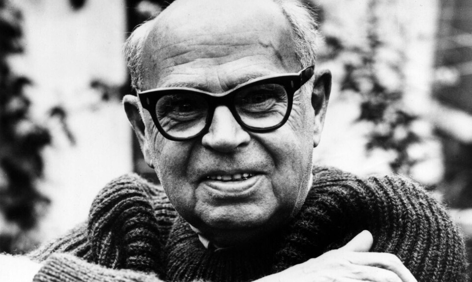Poul Henningsen