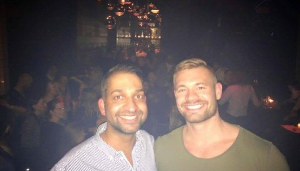 Benjamin Kelly (til venstre) ejer natklubben Billy Booze, hvor årets efterfest blev afholdt. (Foto: Privat)