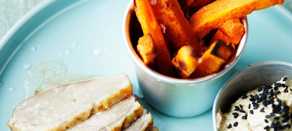 Sojastegt andebryst med søde kartofler og sesamdip