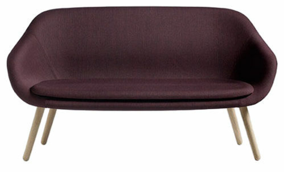 About a lounge sofa fra Hay