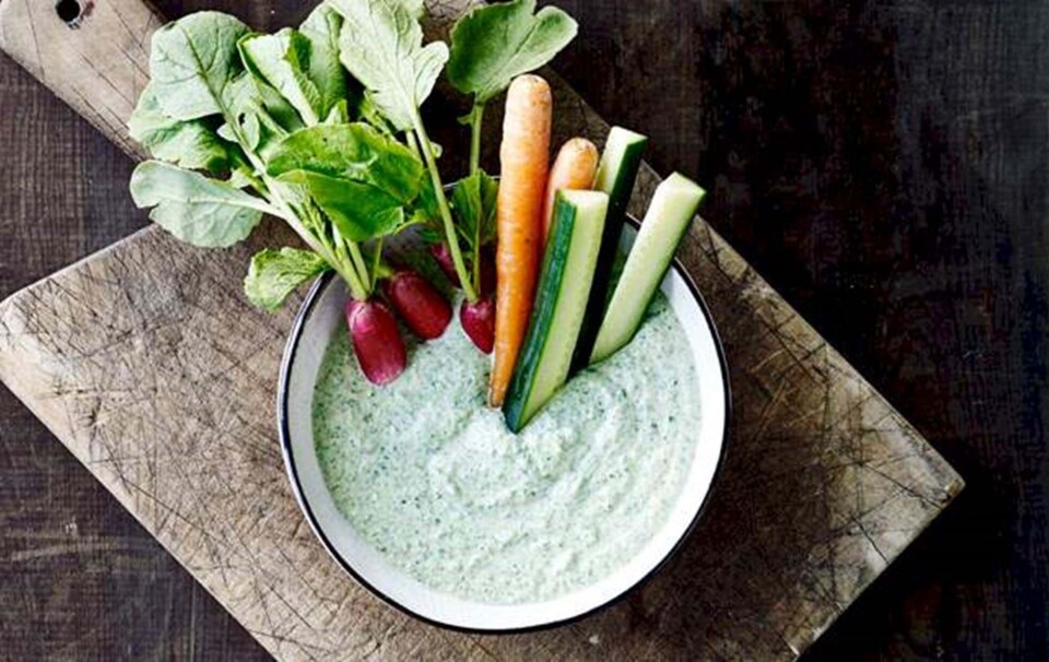 Spinatdip med kikærter, ricotta og skyr