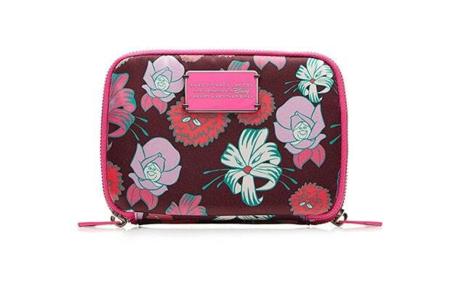 Se 11 styles fra den nye eventyrlige kollektion fra Marc by Marc Jacobs x Disney