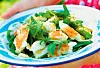 Salat med stegt halloumi