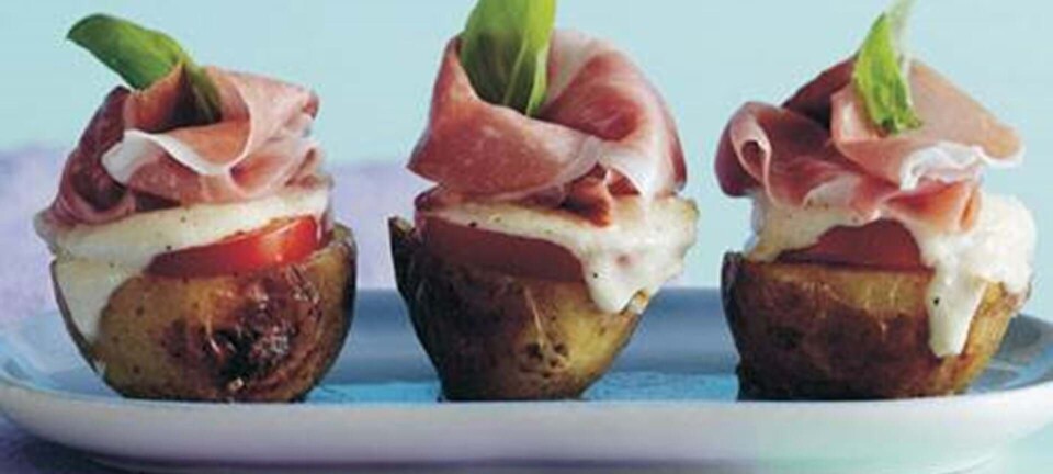 Bagte kartofler med tomat-mozzarella