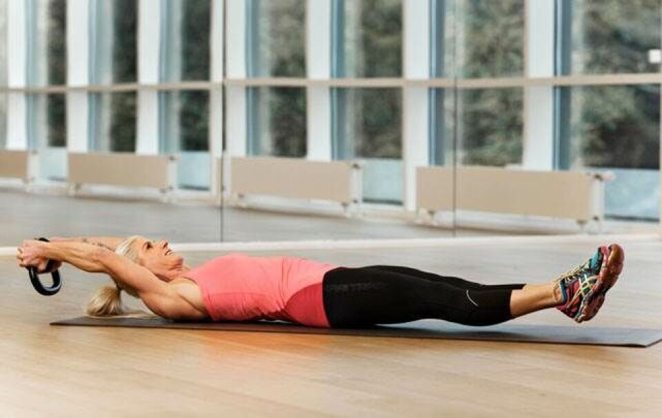 Rikke Hørlykke: 6 øvelser til stærke arme, stramme balder & flad mave