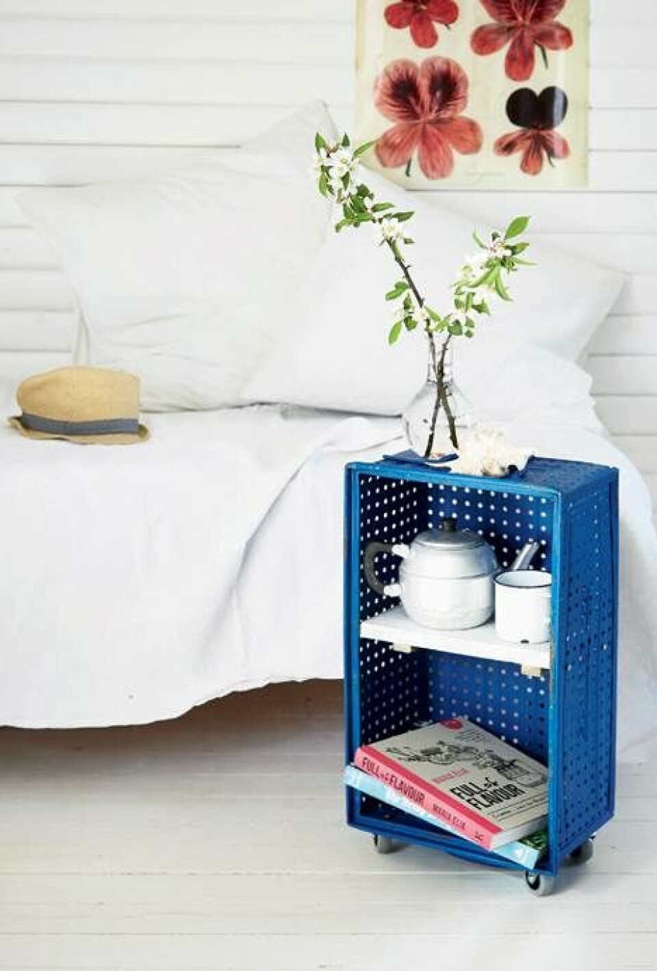DIY: Fra kedelig kasse til cool sidebord